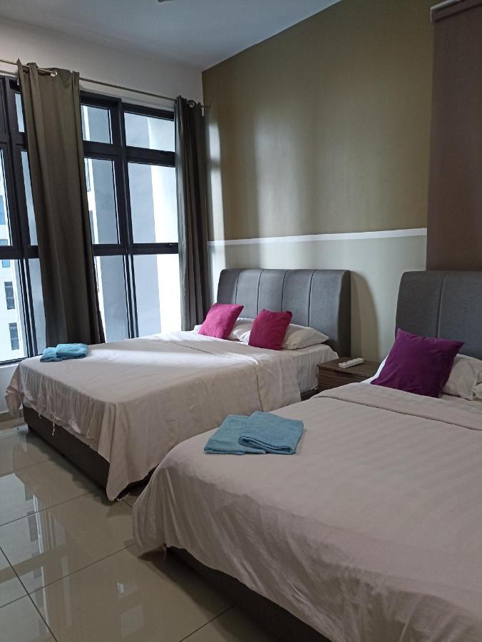 Atlantis Homestay Pool View 1210 ملقا المظهر الخارجي الصورة