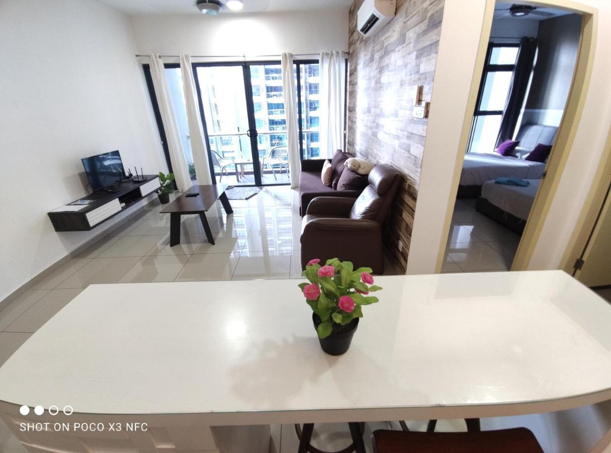 Atlantis Homestay Pool View 1210 ملقا المظهر الخارجي الصورة