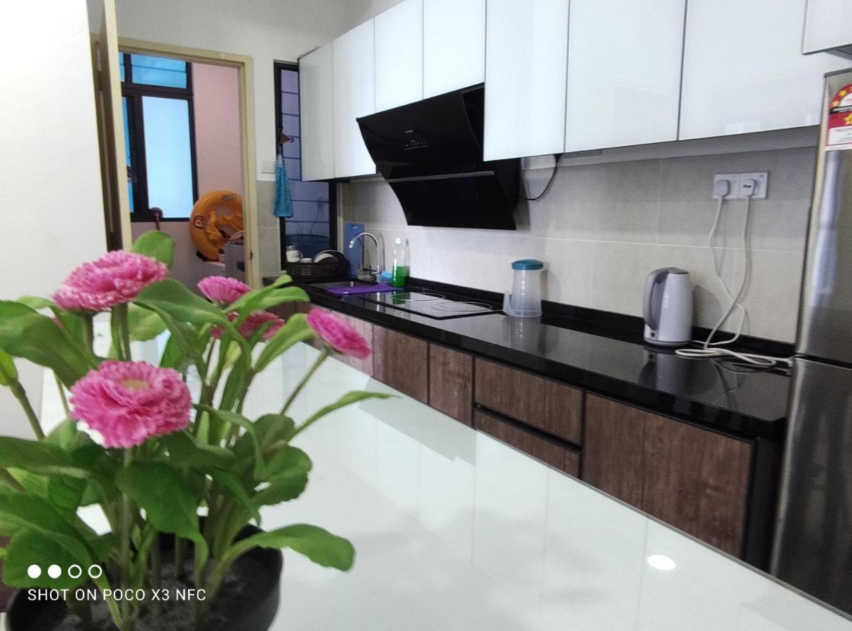 Atlantis Homestay Pool View 1210 ملقا المظهر الخارجي الصورة